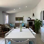 Готель Casa Cap De Bou 7 *